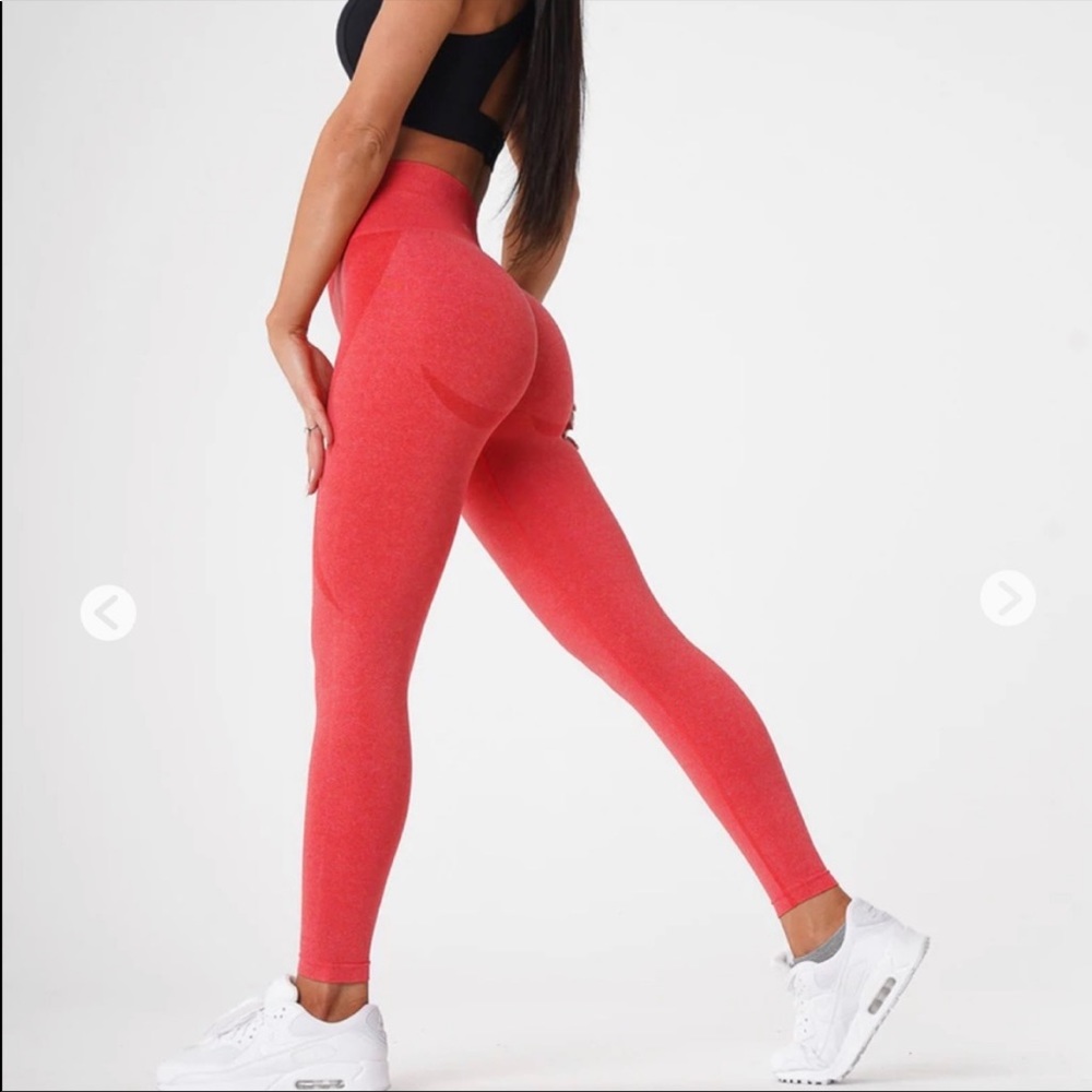 NVGTN Contour Seamless Legging - Candy Apple